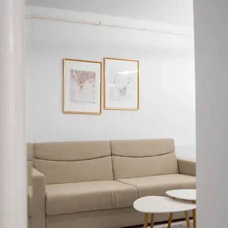 712 Apartment