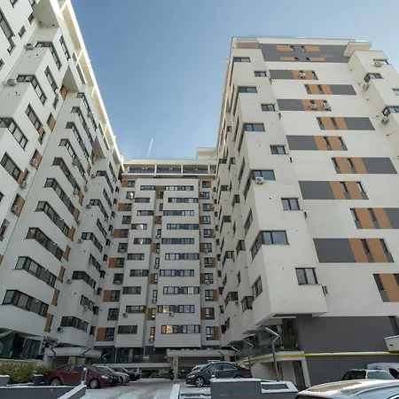 712 Apartment