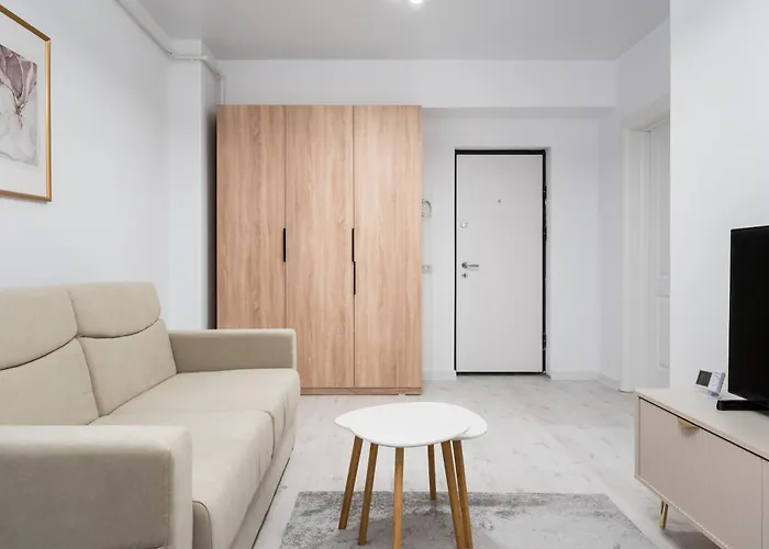 Apartment 712