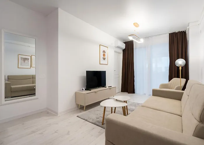 Apartment 712