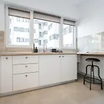 Lägenhet 712 *